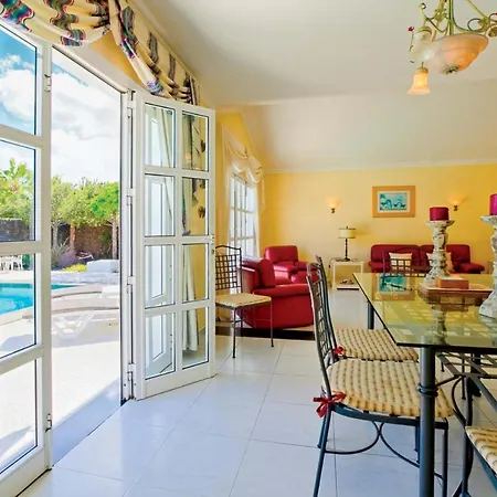 Puerto Del Carmen Sleeps 8 Wifi * Пуэрто дель Кармен
